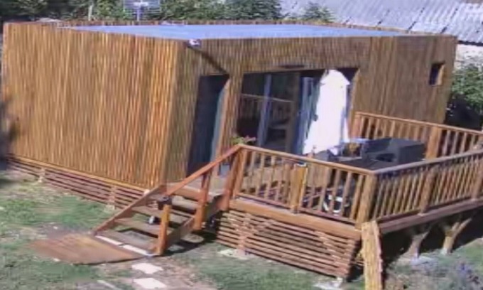 Saint-Laurent-de-Muret Ski Chalet | Lou Mazet Chalet on the paths of the Tour d'Aubrac 3.5 kms from the A75 freeway