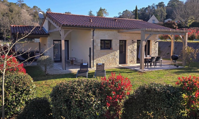 Carsac-Aillac House | LOU MIYA - Gîte Périgourdin 5kms from SARLAT, Air-conditioned, Jacuzzi