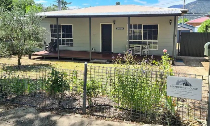 Talbingo House | Louberry Lodge Talbingo