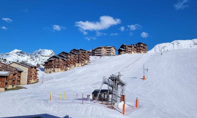 Plangagnant Apartment | Loue Appart Plagne Village - 2100m -4 à 6 Pers -2 Chambres - au Pied des Pistes