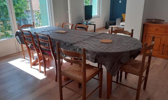 Villefort Apartment | Loue appartement duplex de 90m2 refait à neuf