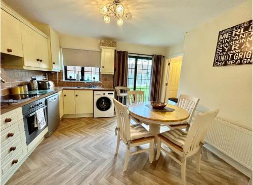 Mohill House | Lough Rynn Self Catering