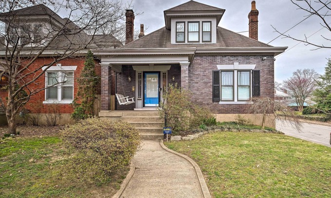 Highlands House | Louisville Home w/Hot Tub in The Highlands!