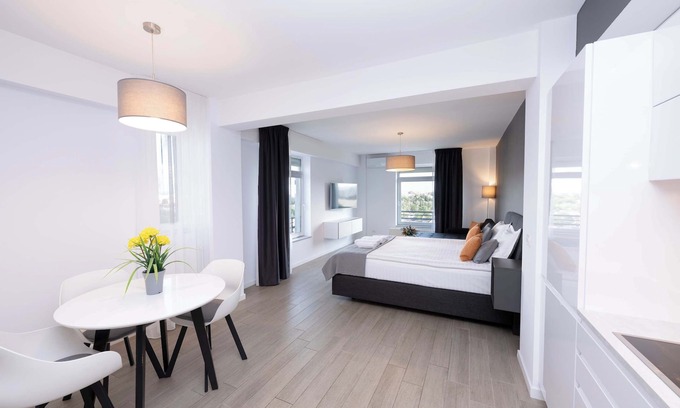 Oradea Apartment | Lounge 8 Studio - SouthView