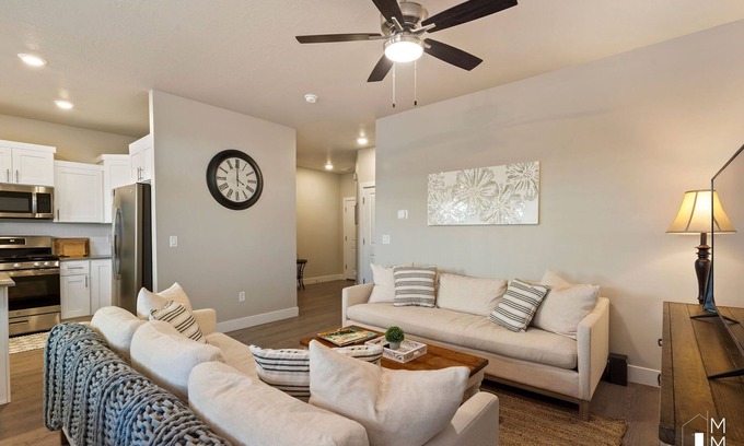 Cedar City House | Love 2 Adventure in the city of "Wonder!"
