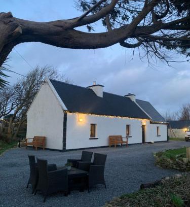 Abbeydorney House | Love Breeze Cottage