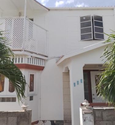Oistins House | Love Den