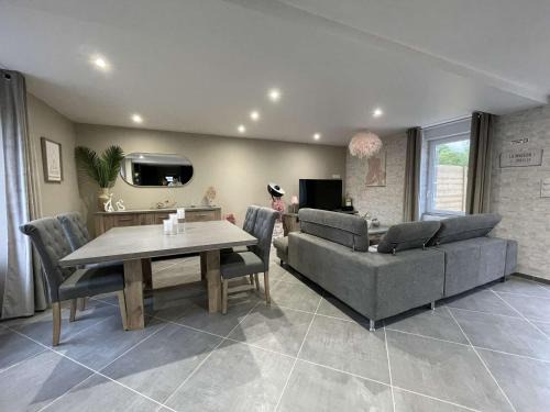 Landisacq Villa | Love room le temps d'un plaisir