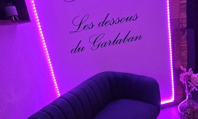Roquevaire Bed & Breakfast | Love Room Les dessous du Garlaban