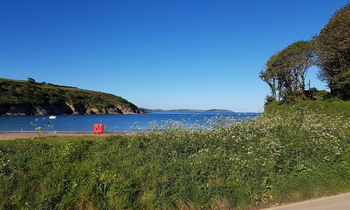 Maenporth Ski Chalet | Love Shack by the Beach