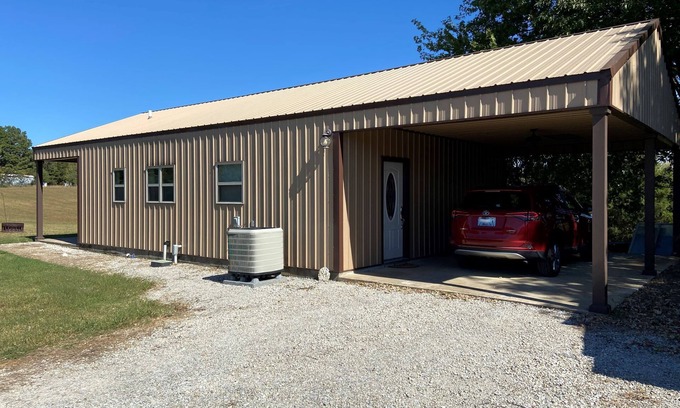 Paragould Cabin | Love Shack