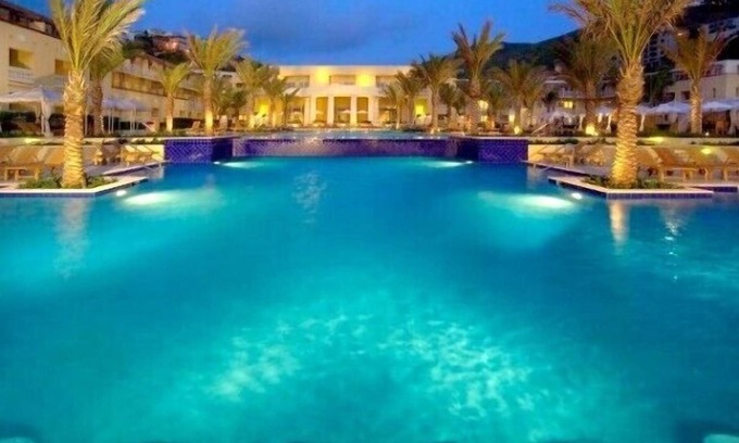 Oyster Pond Condo | LOVE THIS ONE! 3BR Oceanfront Luxury Condo Dawn Beach