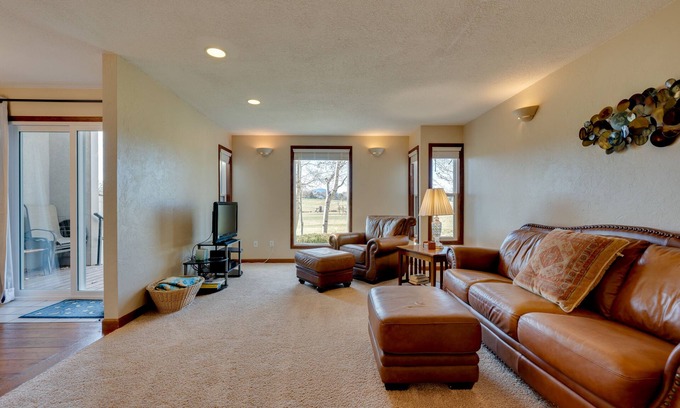Loveland House | Loveland Townhome: Walkable to Lake & Park!