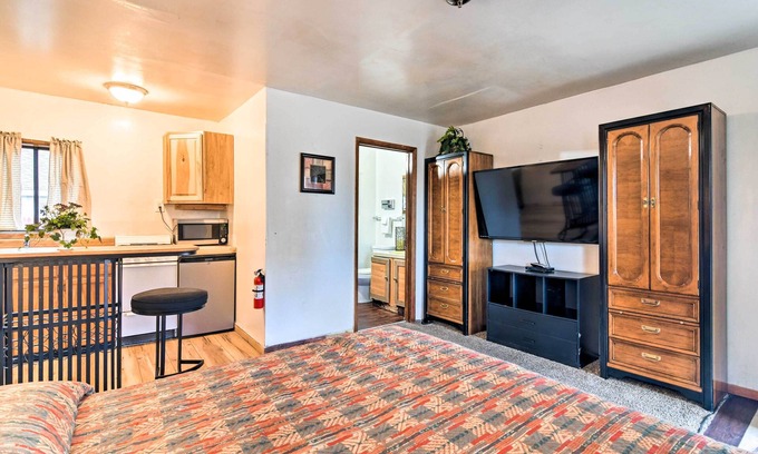 Loveland Apartment | Loveland Vacation Rental - 1 Mile to Lake!