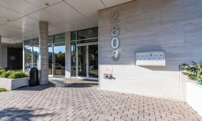 Downsview Condo | Lovely 1+1 bedroom condo with balcony