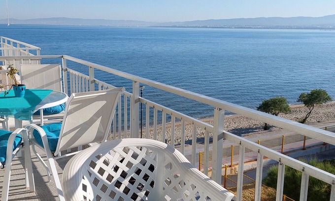 Perea Apartment | Lovely 1-Bed Apartment in Perea