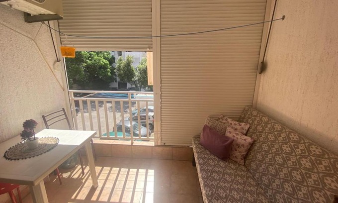 Velji Vinogradi Apartment | Lovely 1-bedroom apartment 2min from the beach