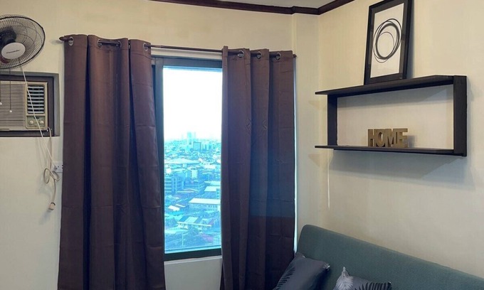 San Antonio Condo | Lovely 1-bedroom condo in fabulous Makati with WiFi, AC, fitness room