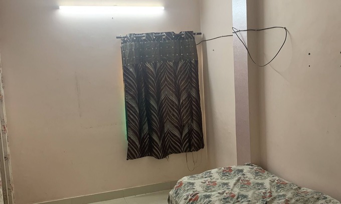 Janakpuri Apartment | LOVELY 1 BEDROOM