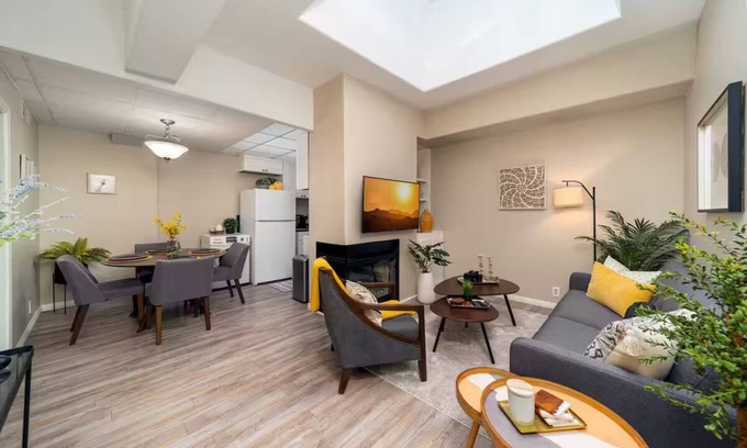 Civic Core Apartment | Lovely- 1 Bedroom rental in Downtown San Diego.