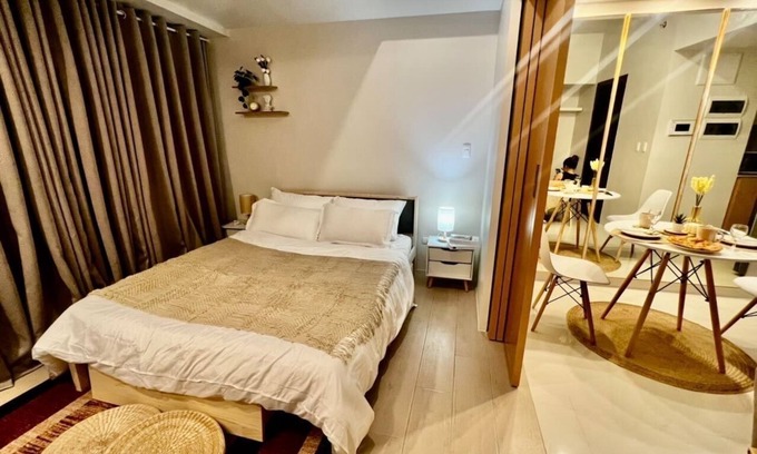 Pinagsama Condo | Lovely 1 Bedroom with City View in the middle of BGC