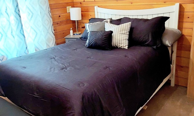 Lochmere Apartment | Lovely 1bedroom fully furnished apartment. Free parking on site.