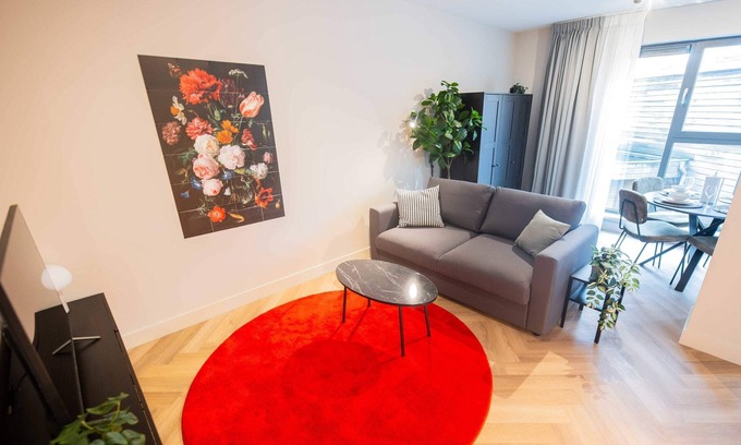 Hilversum Apartment | Lovely 1BR Serviced Apartment (KS71-L)