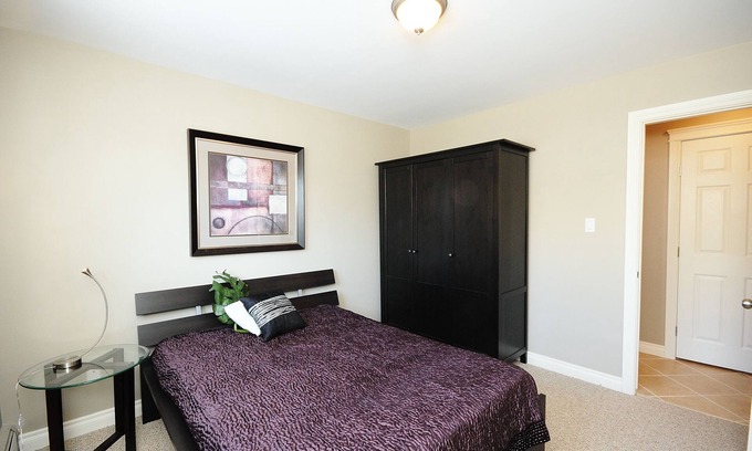 Jasper Place Condo | Lovely 2-Bdr Condo Free Parking