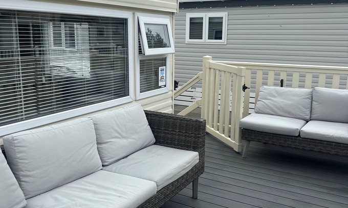 Isle of Thanet Cabin | Lovely 2-Bed Cabin in Birchington