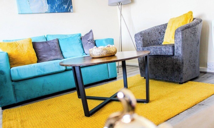 Sutton Coldfield Apartment | Lovely 2-Bed Apartment in Sutton Coldfield