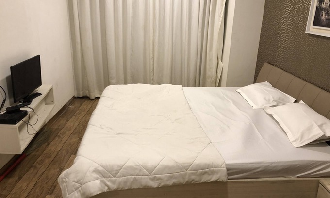 Dumas Apartment | Lovely 2-Bed room Home stay with pool