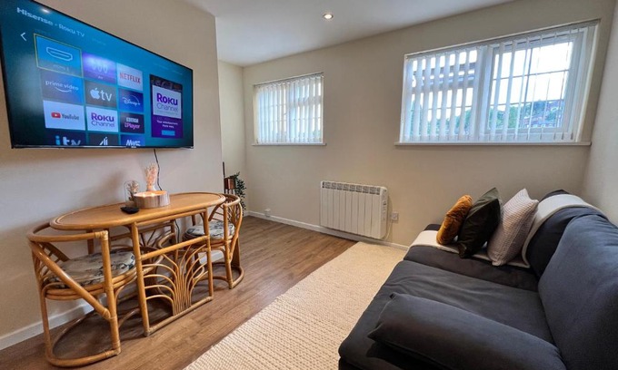 Mapperley Apartment | Lovely 2-bedroom apartment in a great location