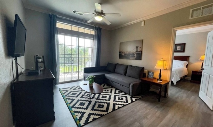 Four Corners Condo | Lovely 2 Bedroom Condo near Disney and Attractions n