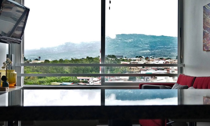 Heredia Condo | Lovely 2 Bedroom Condo with lots of amenities