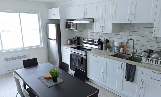 Pont-Viau Condo | LOVELY 2 BEDROOM CONDO with FREE PARKING!