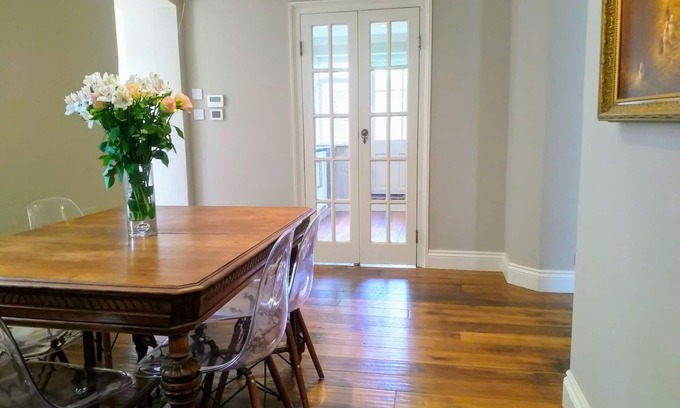 Blackheath Apartment | Lovely 2-bedroom heathside flat in great location