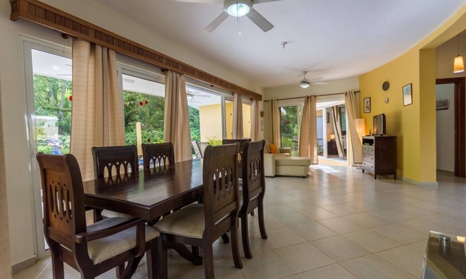 La Mulata Villa | Lovely 2-Bedroom Villa with Private Pool, Guest-friendly, with Free Shuttle Bus