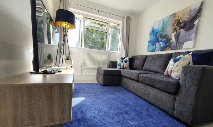 Biggleswade House | Lovely 2 - New Bedroom Flat