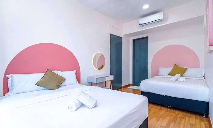 Downtown George Town House | Lovely 2BR Family Suite in Georgetown 乔治市温馨家庭二卧套房