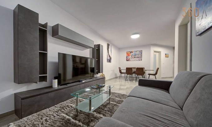 Gzira Apartment | Lovely 2BR home with Backyard & Sofabed in Gzira