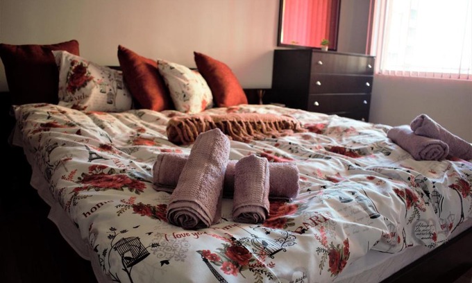 Dragijevo Apartment | Lovely 3-bedroom entire Apartment City Center Veliko Tarnovo