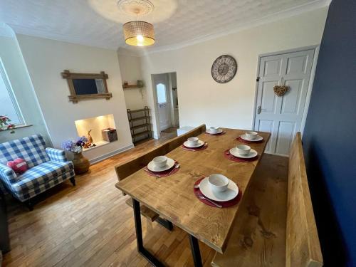 Alfreton House | Lovely 3BD Home in the Heart of Morton