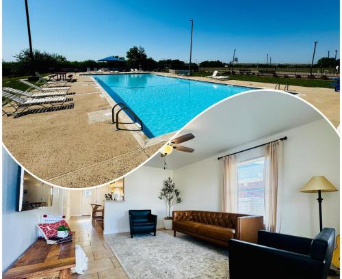 Manor House | Lovely 3BR with King Bed,15 Min from Downtown Austin