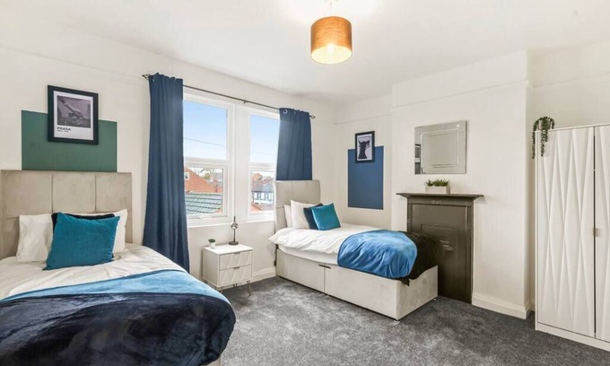 Pontefract House | Lovely 4 Bed House in Yorkshire - Football Table
