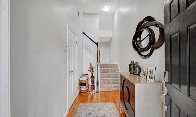 Lawrenceville House | Lovely 4-bedroom 3.5 bathroom house in Lawrenceville with AC. Sugar loaf Mill