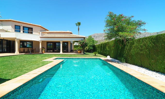 Beniarbeig Villa | Lovely and comfortable luxury villa with private pool in Denia, Costa Blanca, Spain for 4 persons