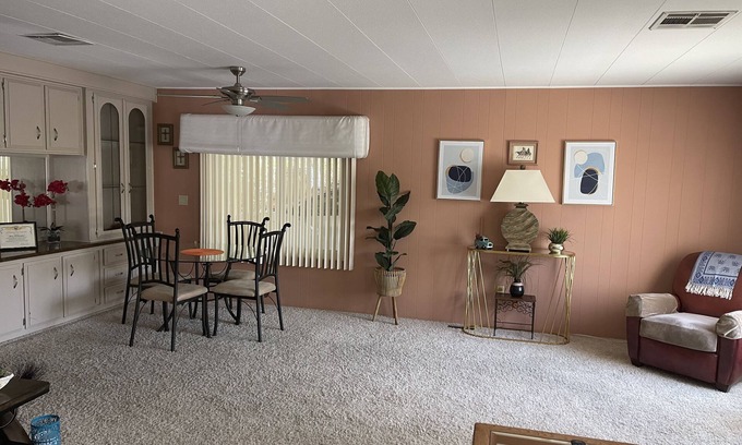 Cathedral City House | Lovely and cozy with retreat feel