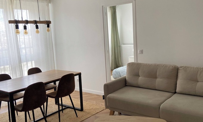 Le Plessis-Robinson Apartment | Lovely apartment close to Paris, 5 minutes from RERB and Lannelongue hospital