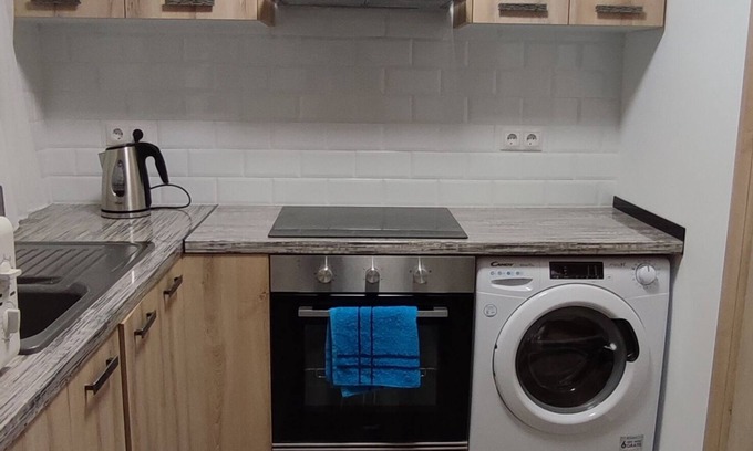 Jesus Apartment | Lovely apartment 15 minutes to the center and near Joaquin Sorolla train stop