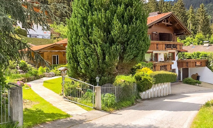 Sellrain Apartment | Lovely apartment for 6 guests with WIFI, TV, balcony and parking